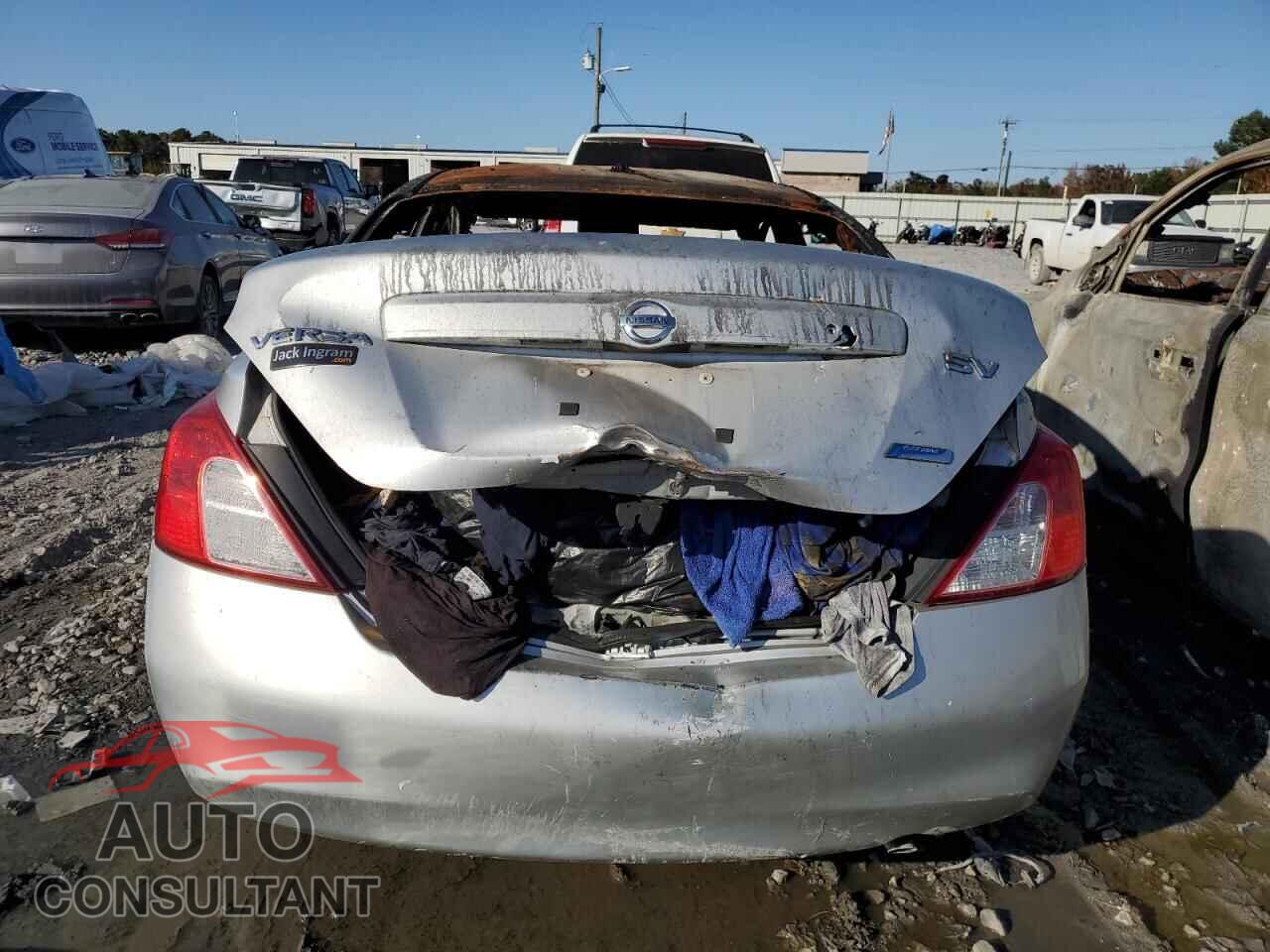 NISSAN VERSA 2012 - 3N1CN7AP1CL862348