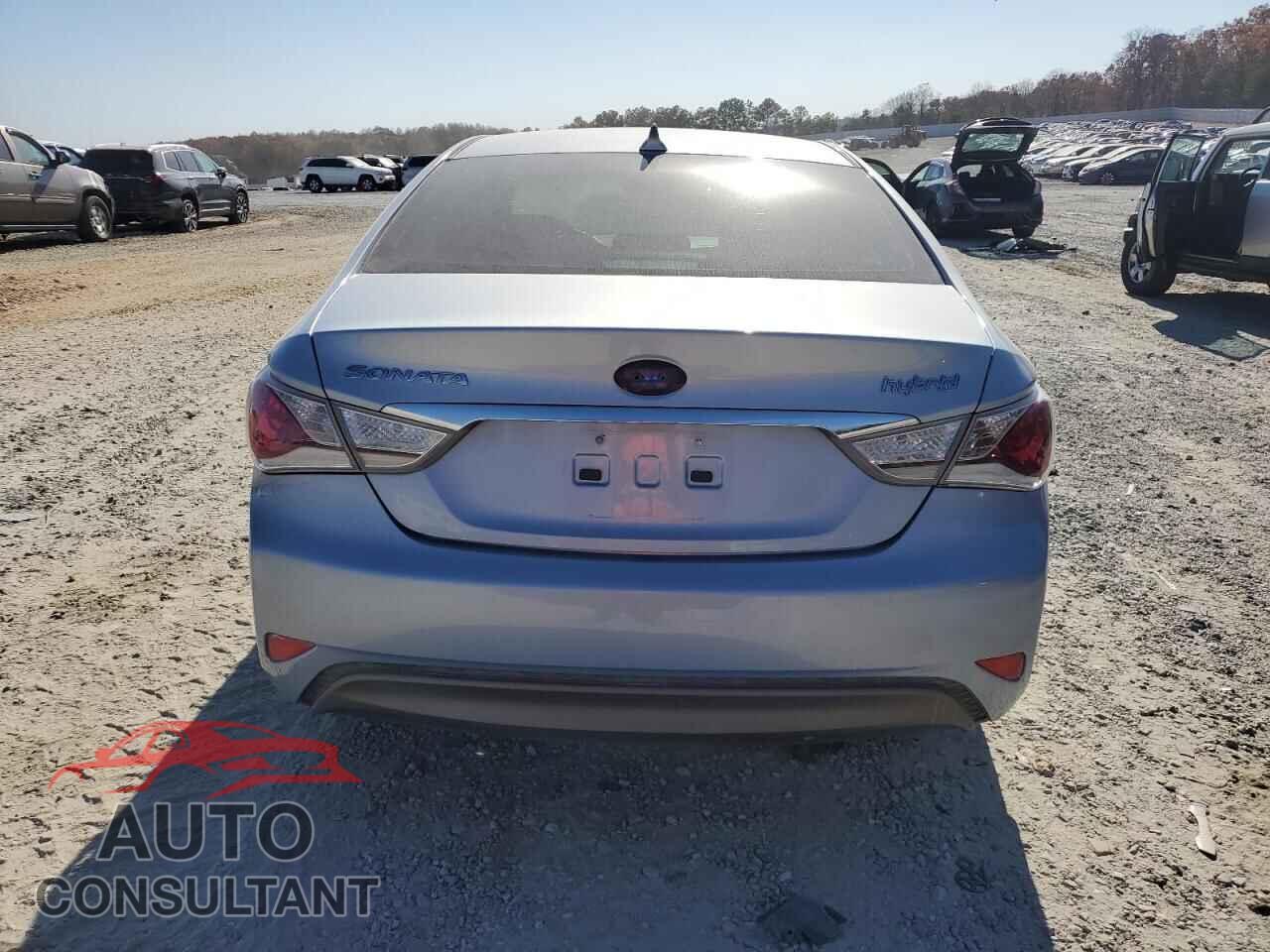 HYUNDAI SONATA 2011 - KMHEC4A46BA003242