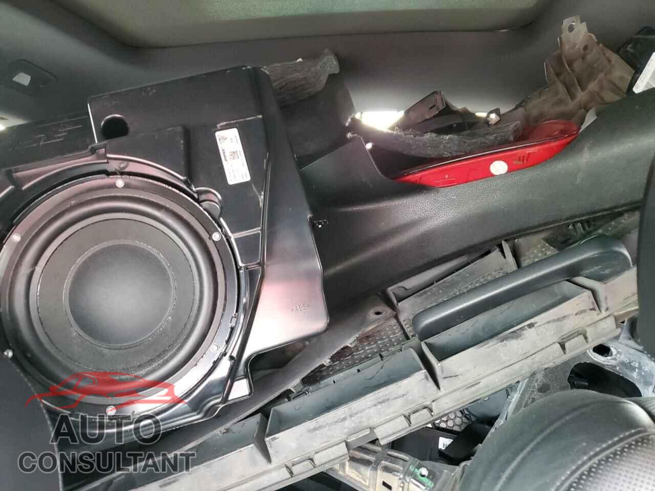 PORSCHE MACAN 2018 - WP1AA2A53JLB03693