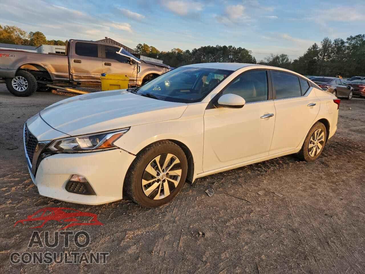 NISSAN ALTIMA 2019 - 1N4BL4BV8KN326091