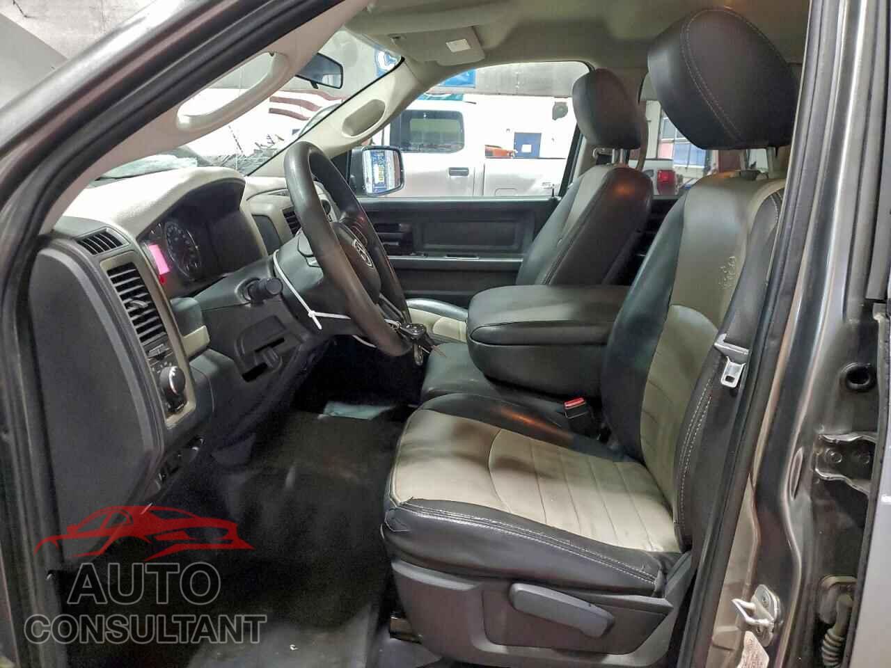 DODGE RAM 1500 2012 - 1C6RD7FP8CS232824