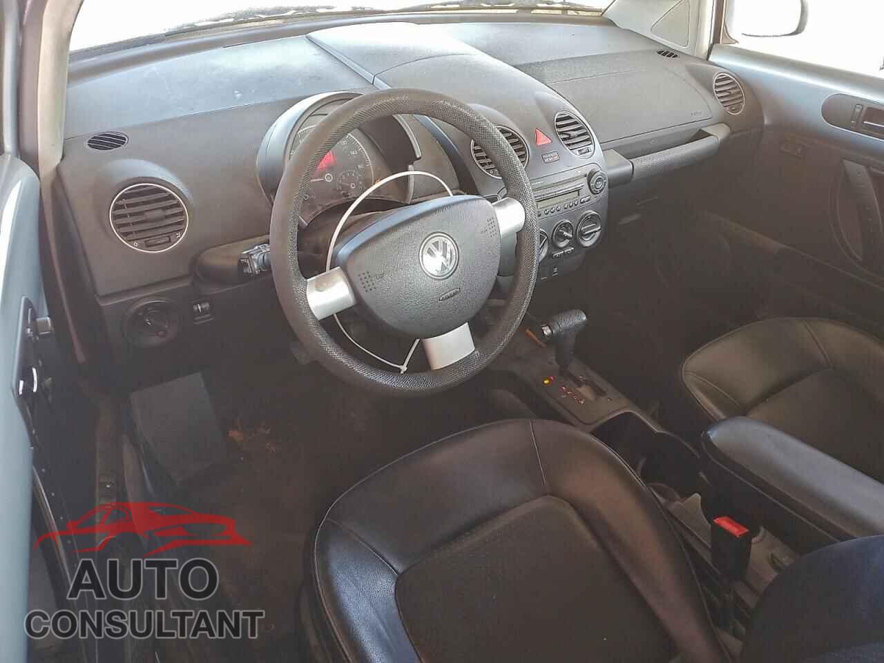 VOLKSWAGEN BEETLE 2010 - 3VWPG3AG8AM015476