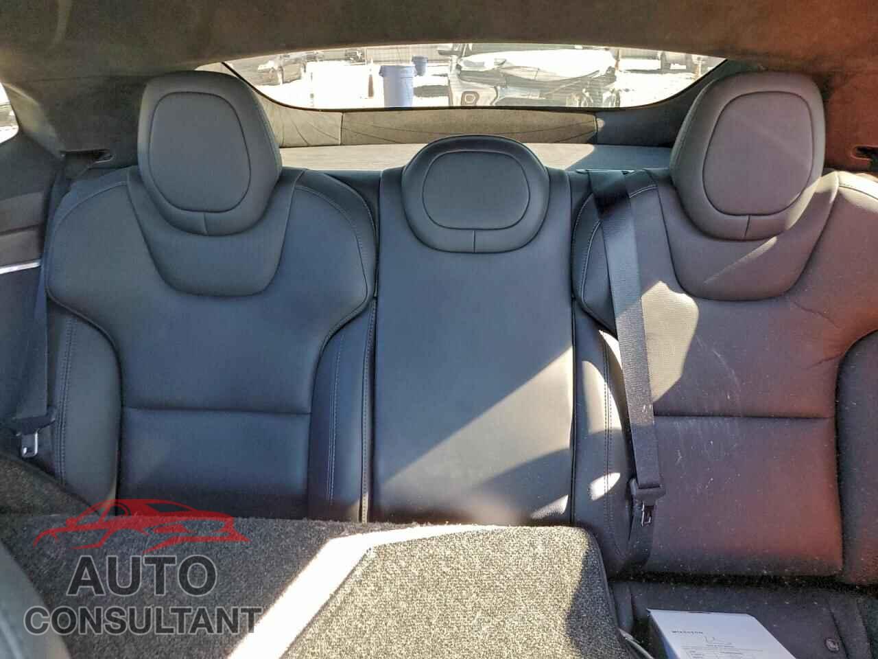 TESLA MODEL S 2021 - 5YJSA1E54MF429536