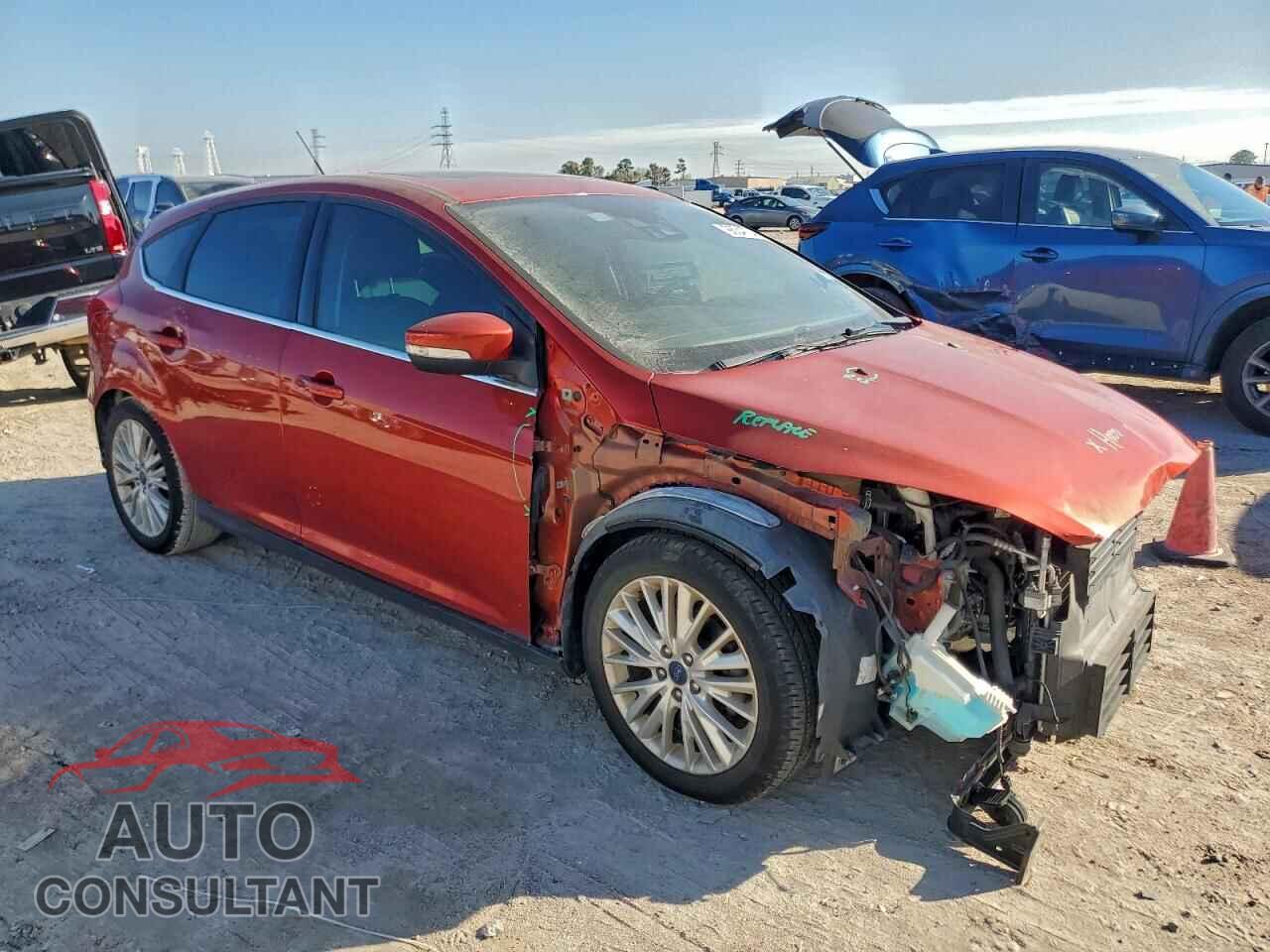 FORD FOCUS 2018 - 1FADP3N20JL247355