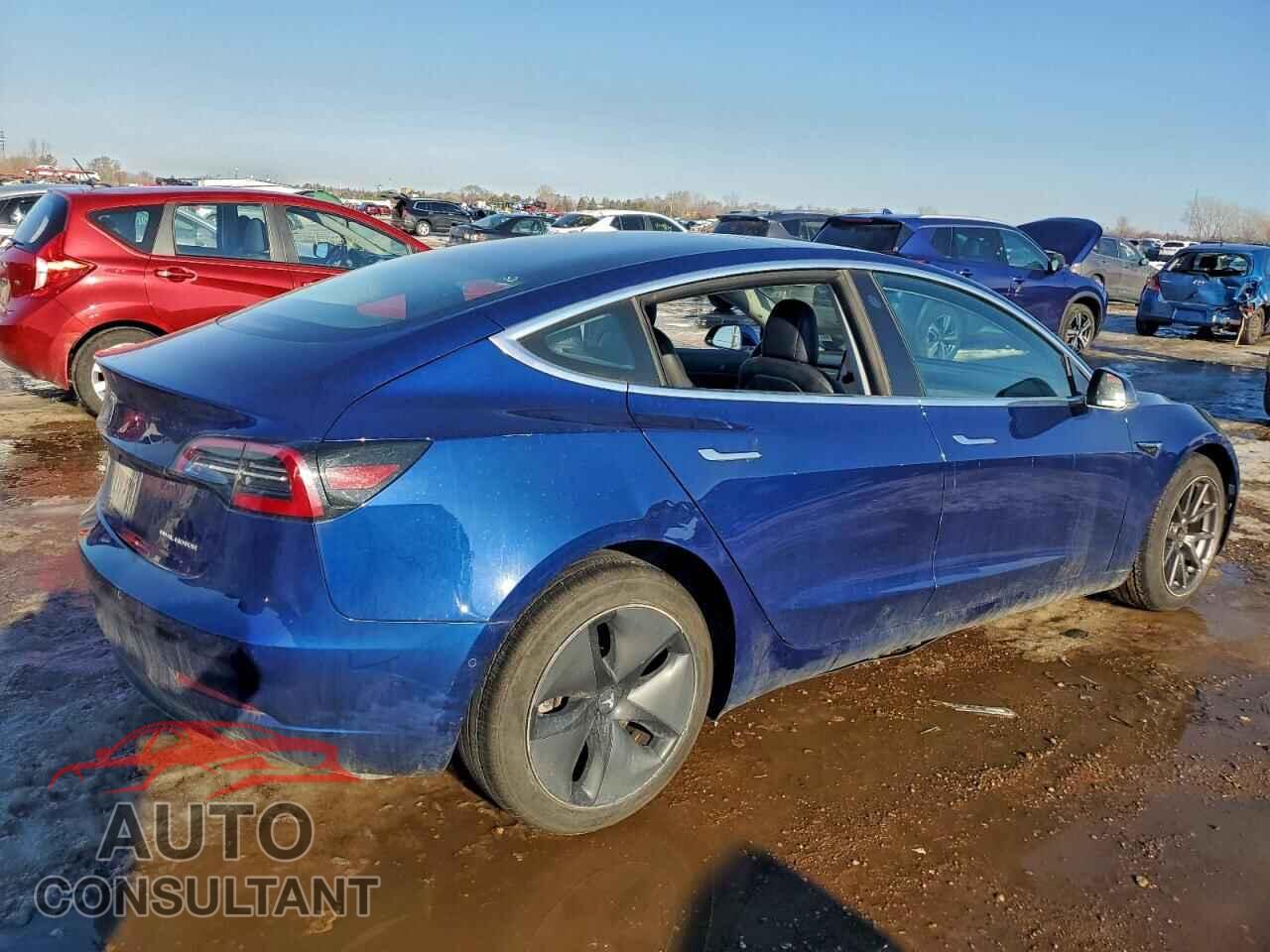 TESLA MODEL 3 2018 - 5YJ3E1EB2JF090186