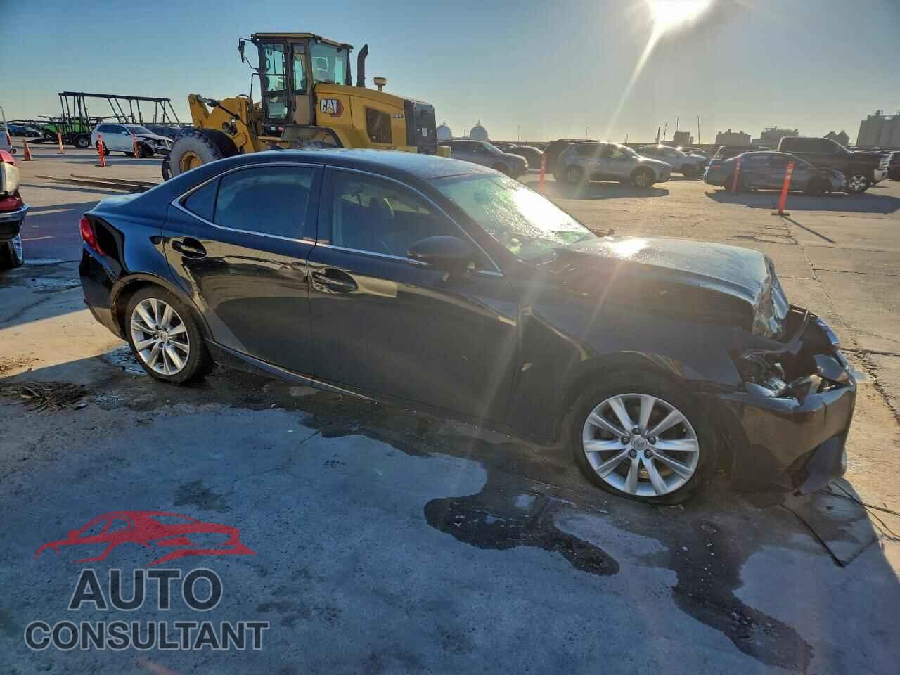 LEXUS IS 2014 - JTHBF1D21E5014412