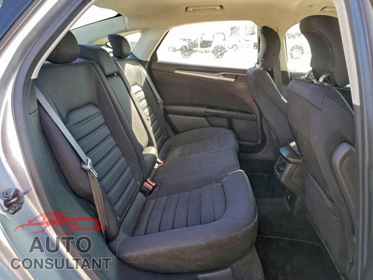 FORD FUSION 2013 - 3FA6P0LU7DR218209