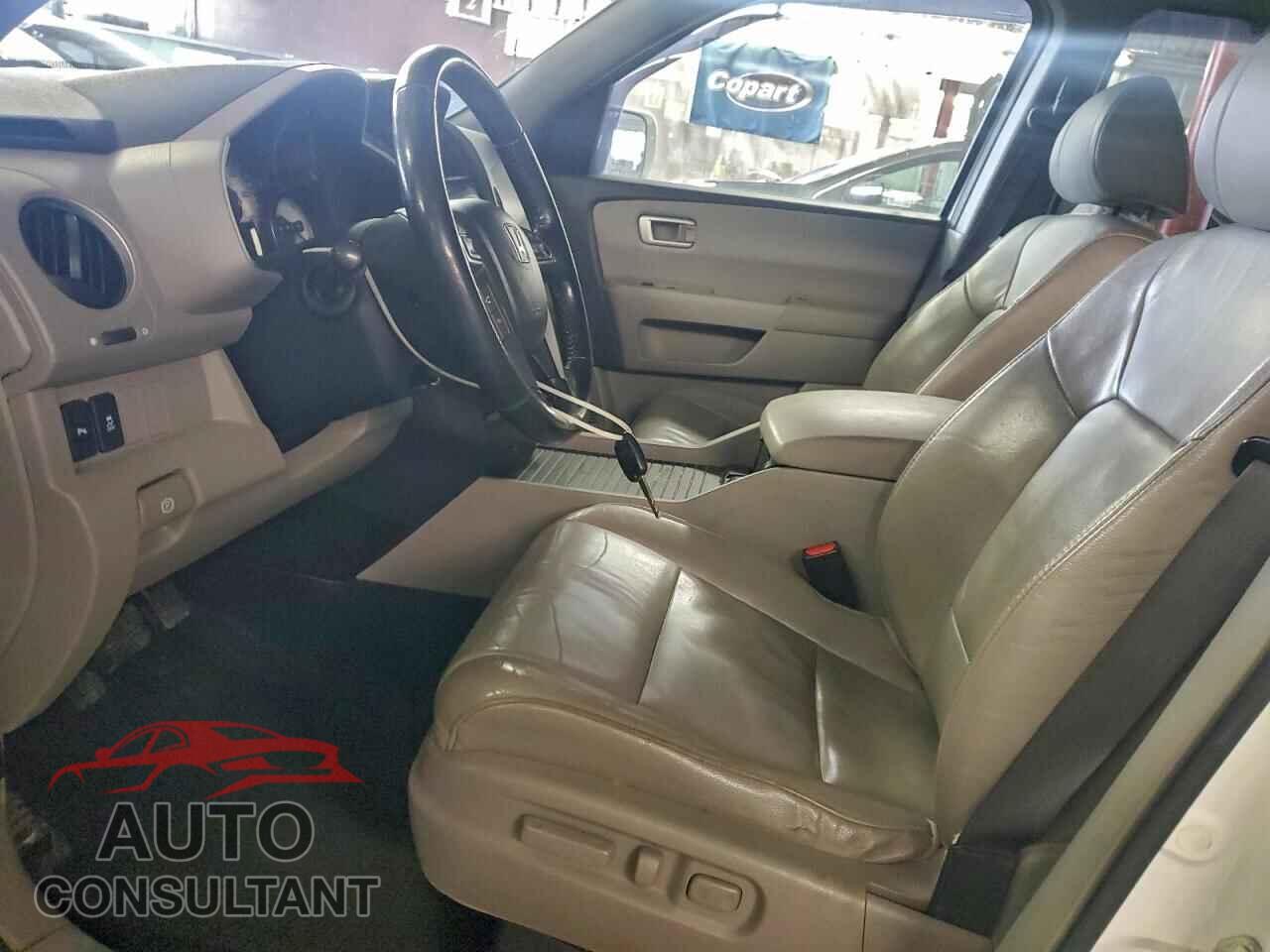 HONDA PILOT 2012 - 5FNYF4H94CB016820