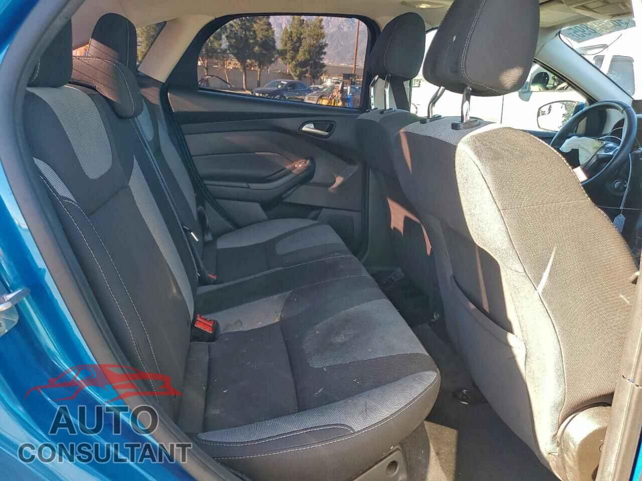 FORD FOCUS 2012 - 1FAHP3F2XCL258186