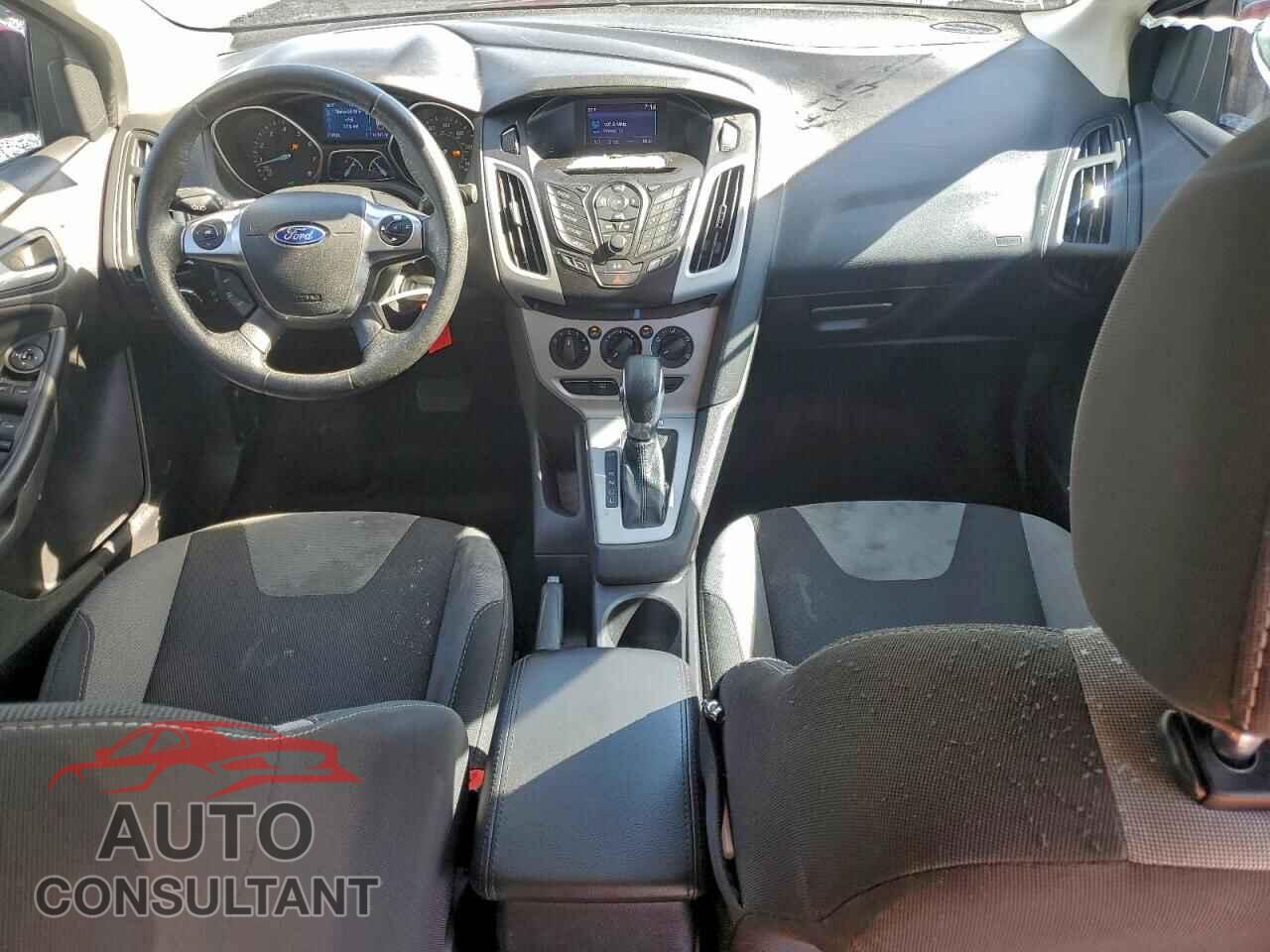 FORD FOCUS 2014 - 1FADP3F2XEL436843