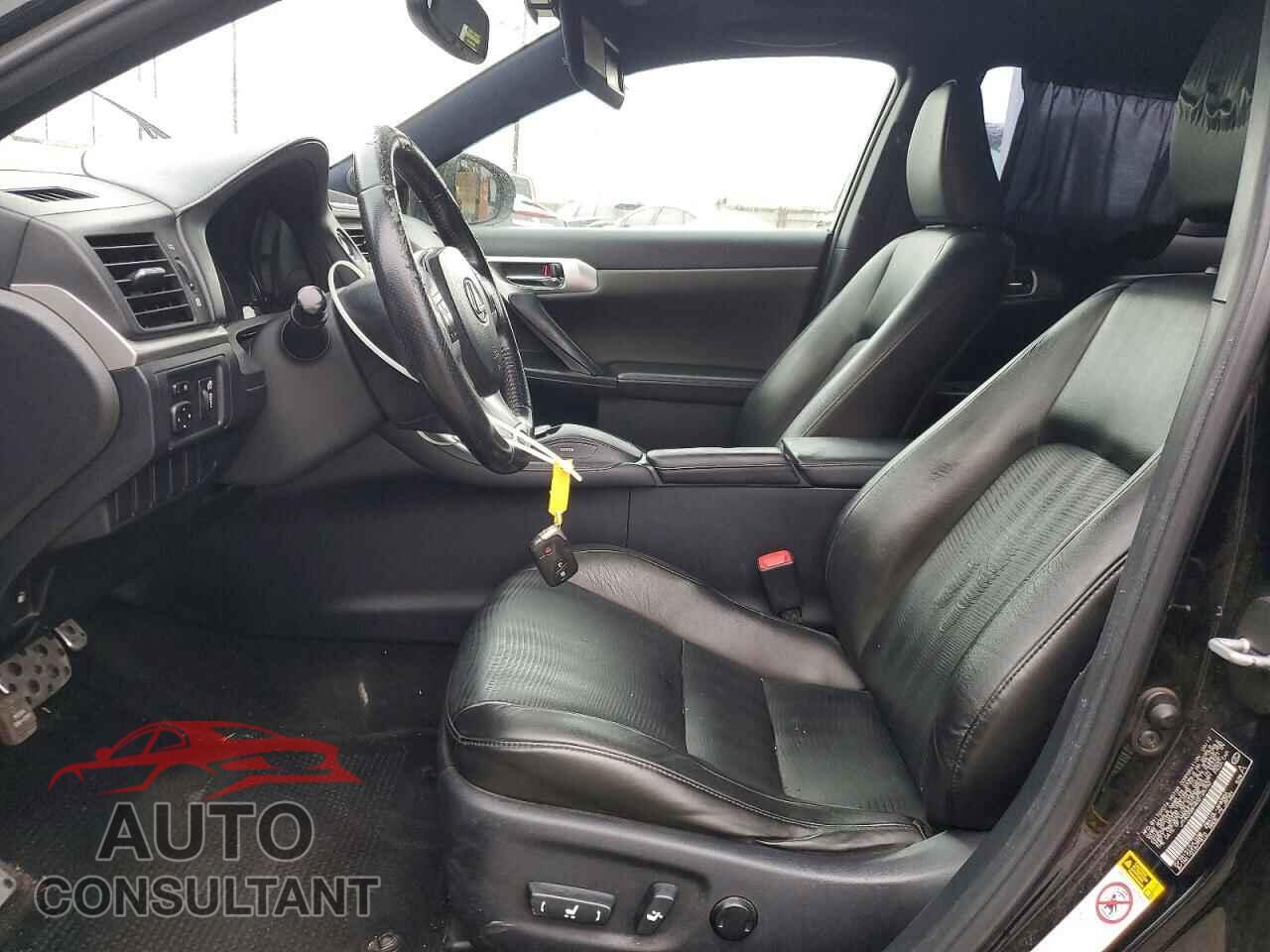 LEXUS CT 200 2013 - JTHKD5BH4D2125752