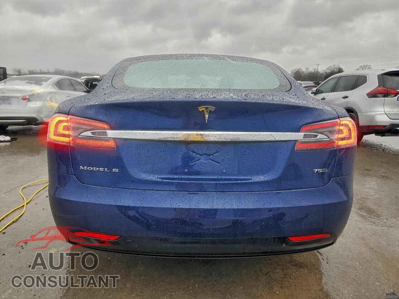 TESLA MODEL S 2018 - 5YJSA1E28JF283787