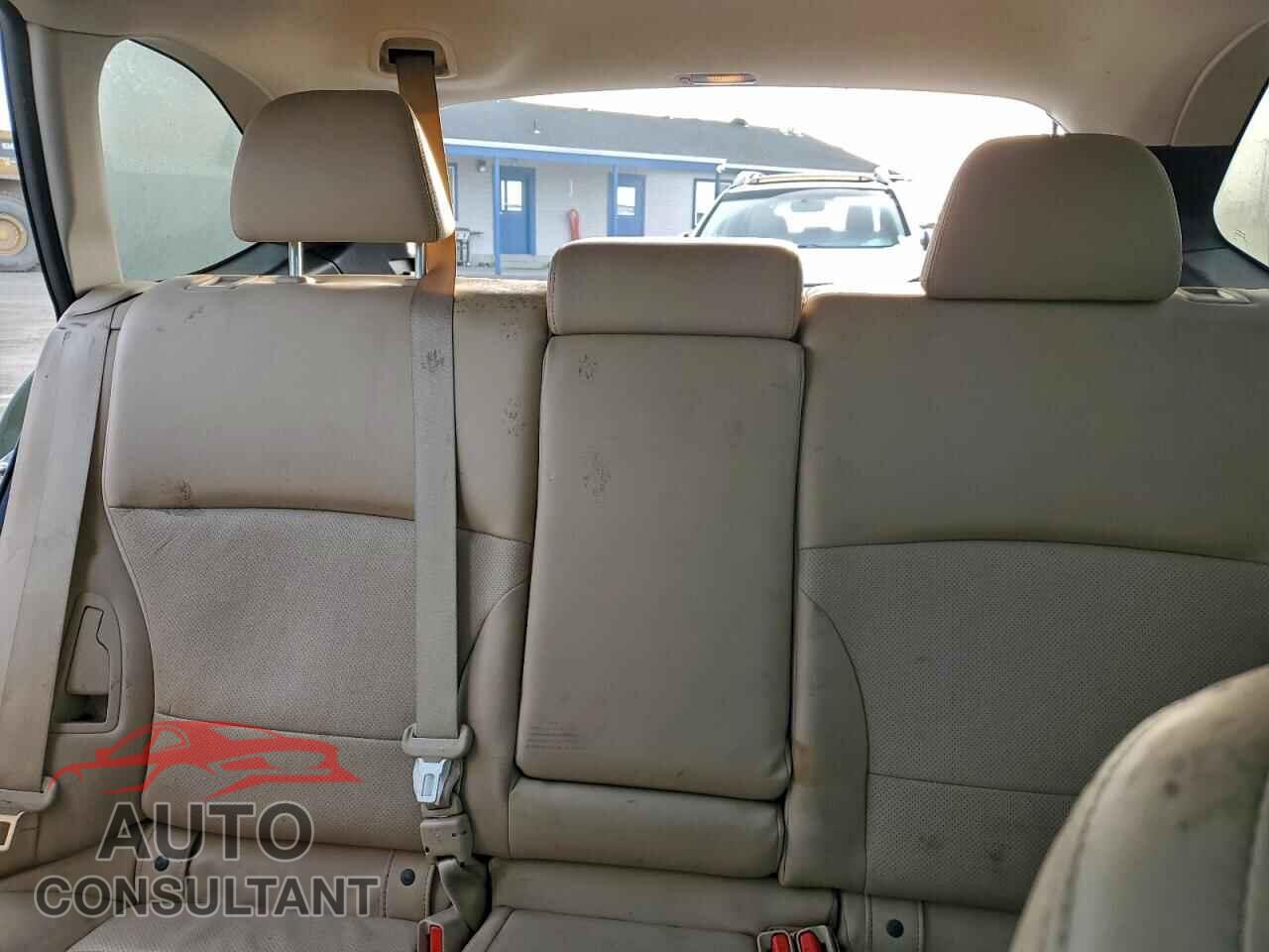 SUBARU OUTBACK 2017 - 4S4BSANC0H3345983