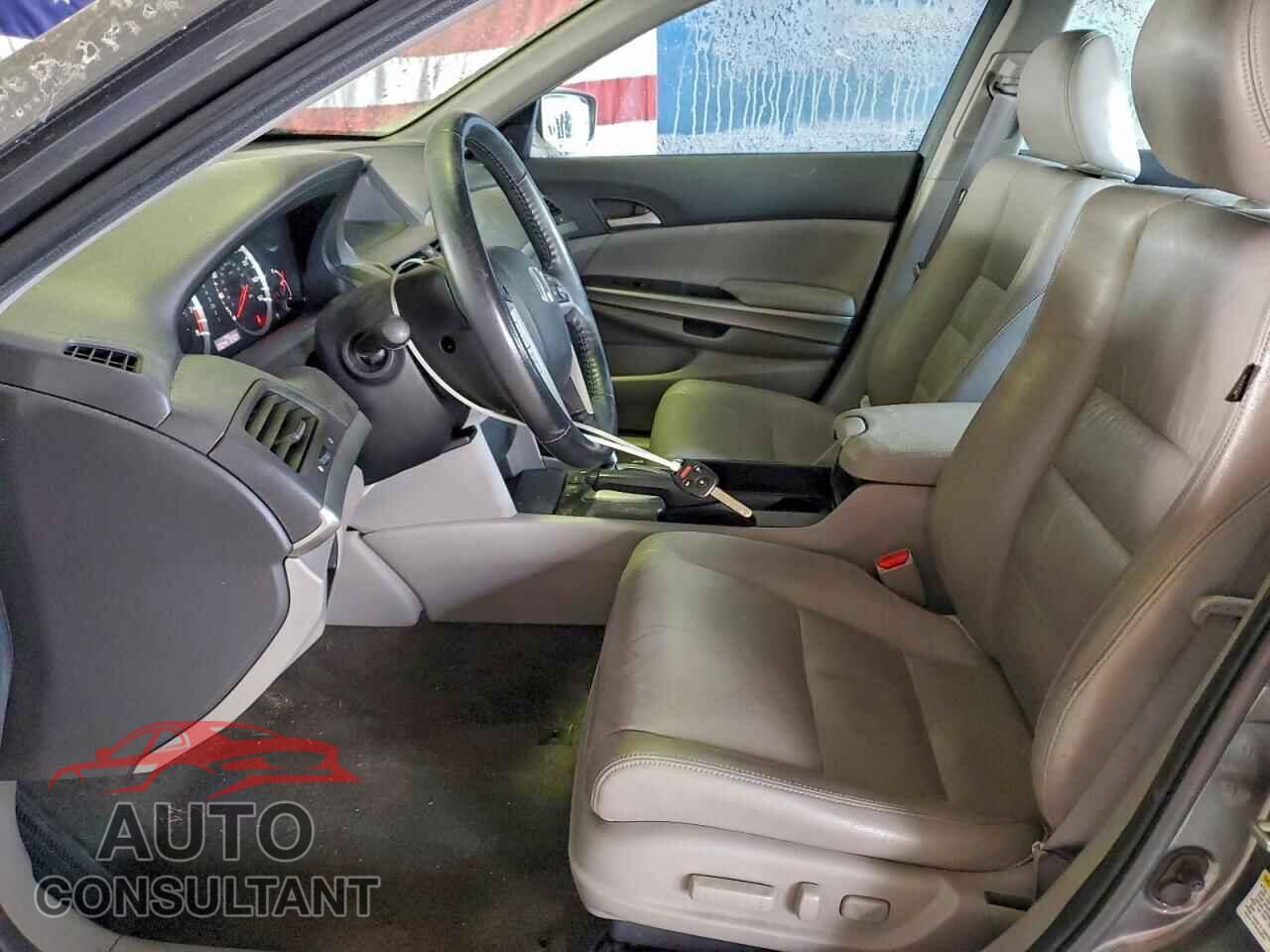 HONDA ACCORD 2010 - 1HGCP2F84AA176533