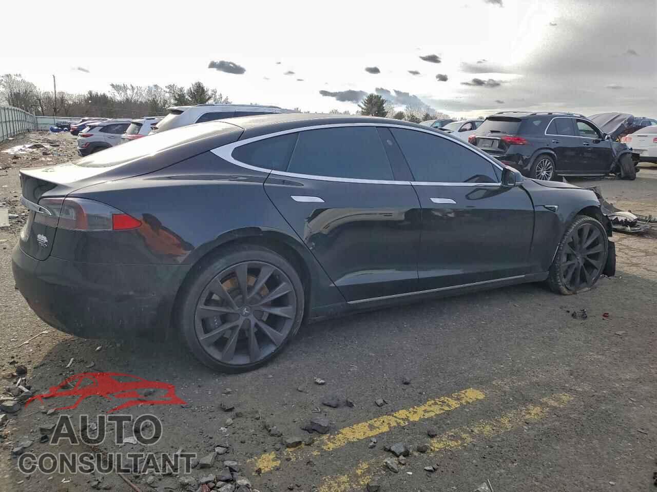 TESLA MODEL S 2018 - 5YJSA1E25JF253453