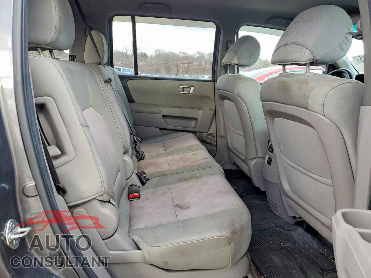 HONDA PILOT 2013 - 5FNYF4H47DB069548