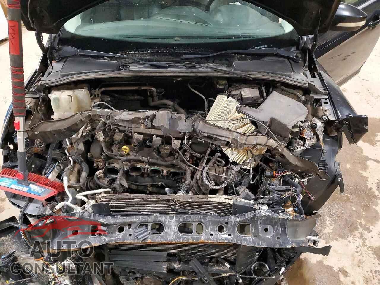 FORD FOCUS 2012 - 1FAHP3J29CL388287