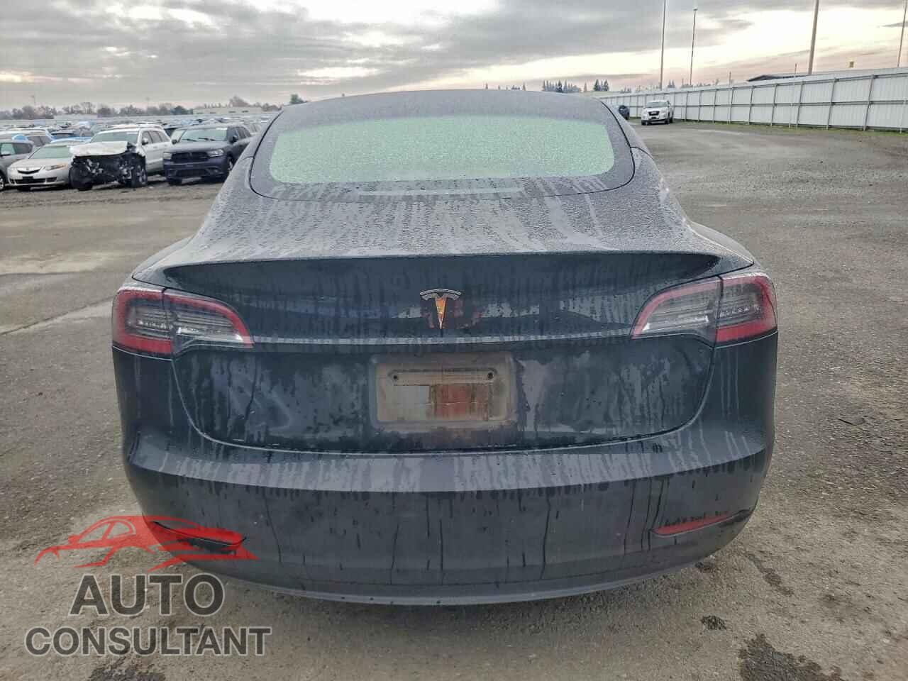 TESLA MODEL 3 2023 - 5YJ3E1EA0PF459269