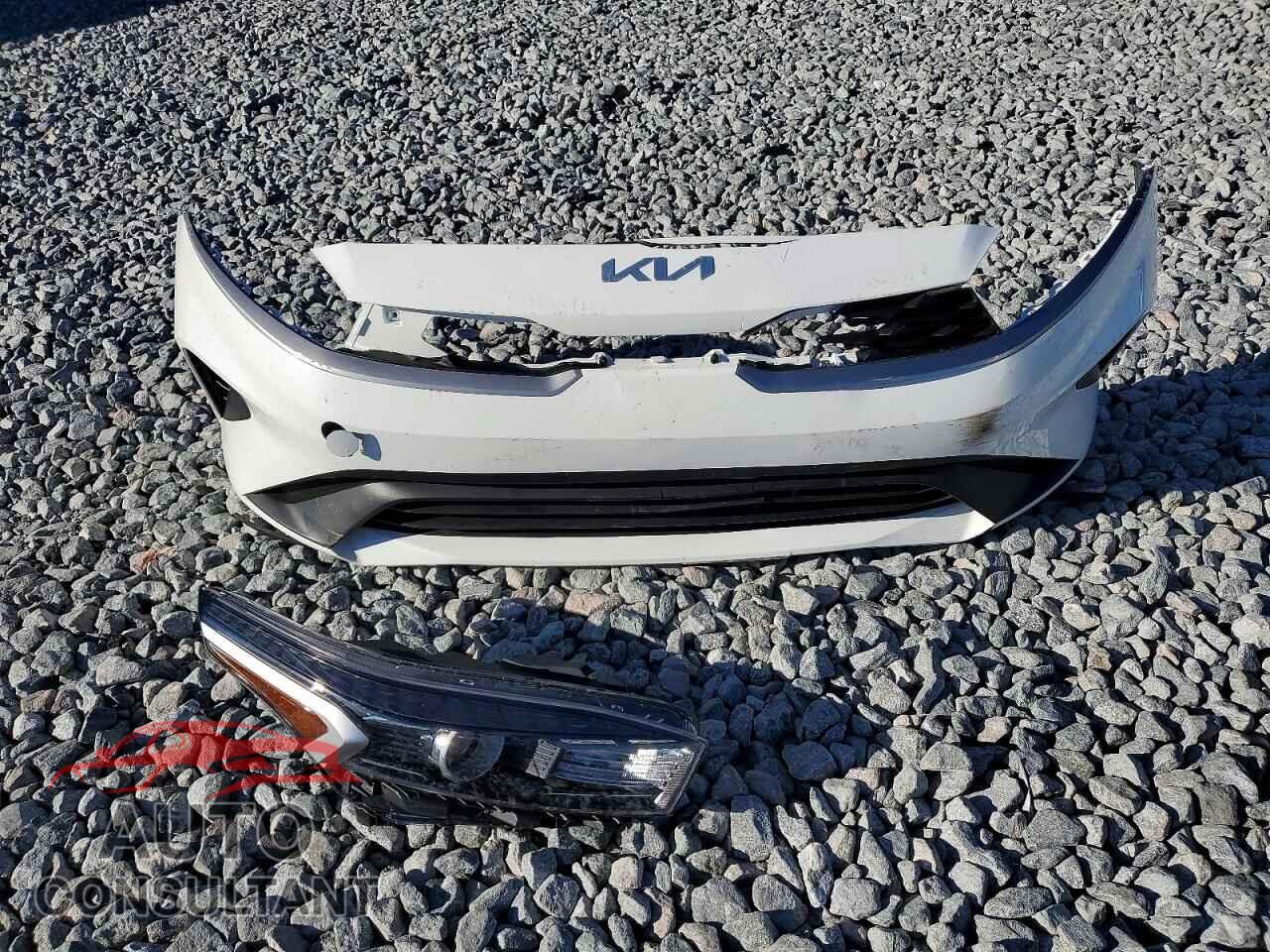 KIA FORTE 2023 - 3KPF24AD0PE544948