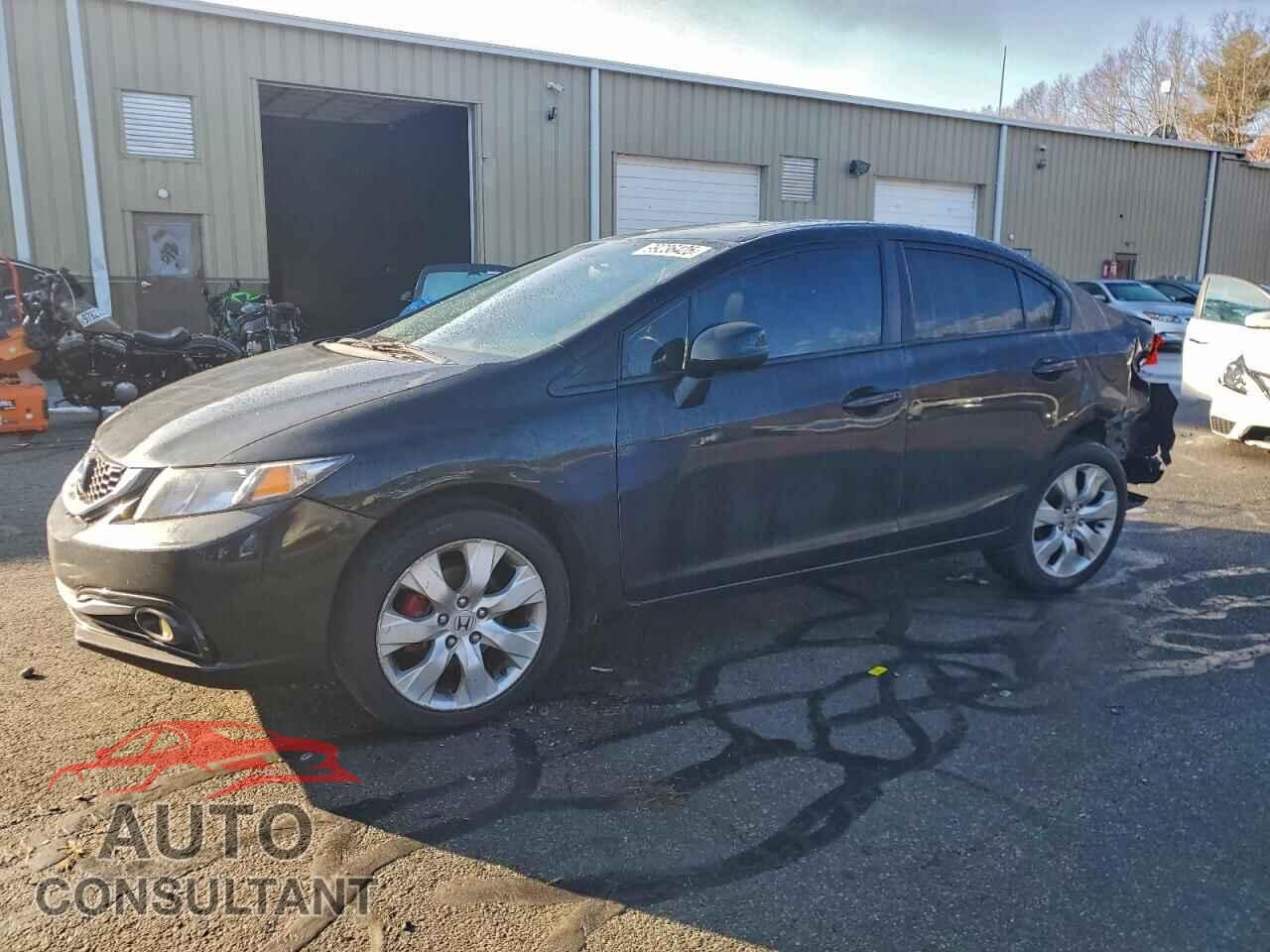 HONDA CIVIC 2013 - 2HGFB2F93DH511226