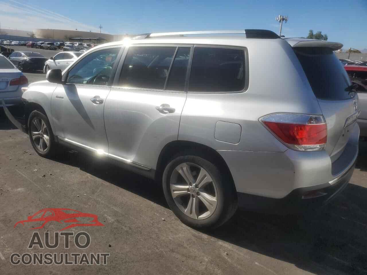 TOYOTA HIGHLANDER 2013 - 5TDYK3EH8DS121343