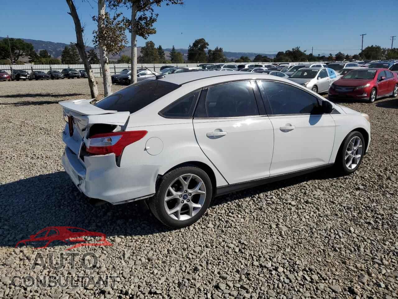 FORD FOCUS 2014 - 1FADP3F28EL268667