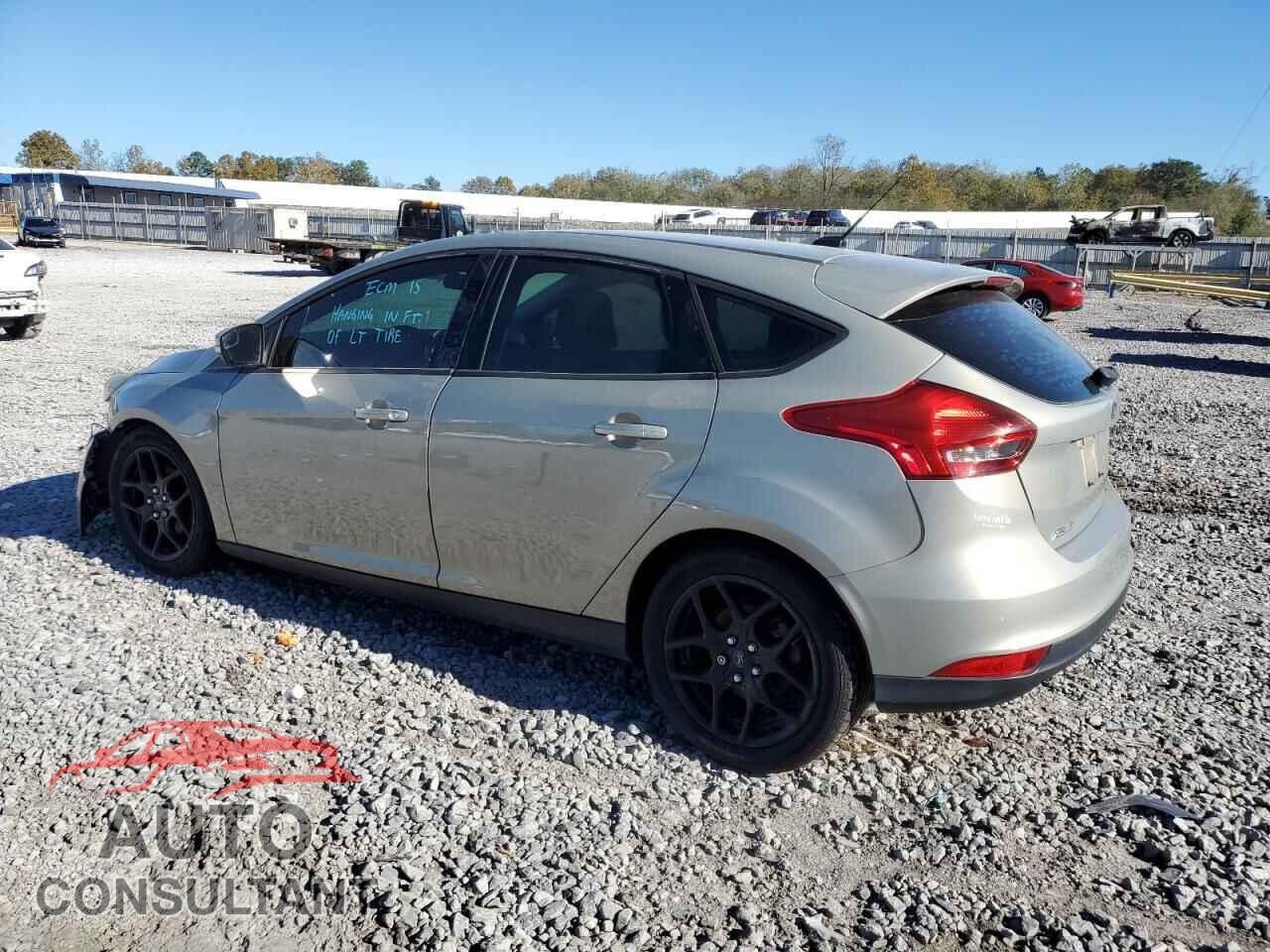 FORD FOCUS 2015 - 1FADP3K28FL370106