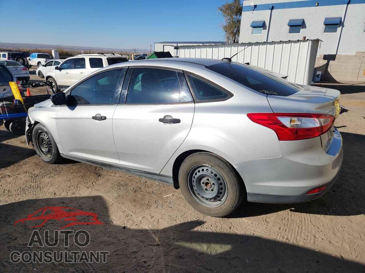 FORD FOCUS 2012 - 1FAHP3E28CL435156