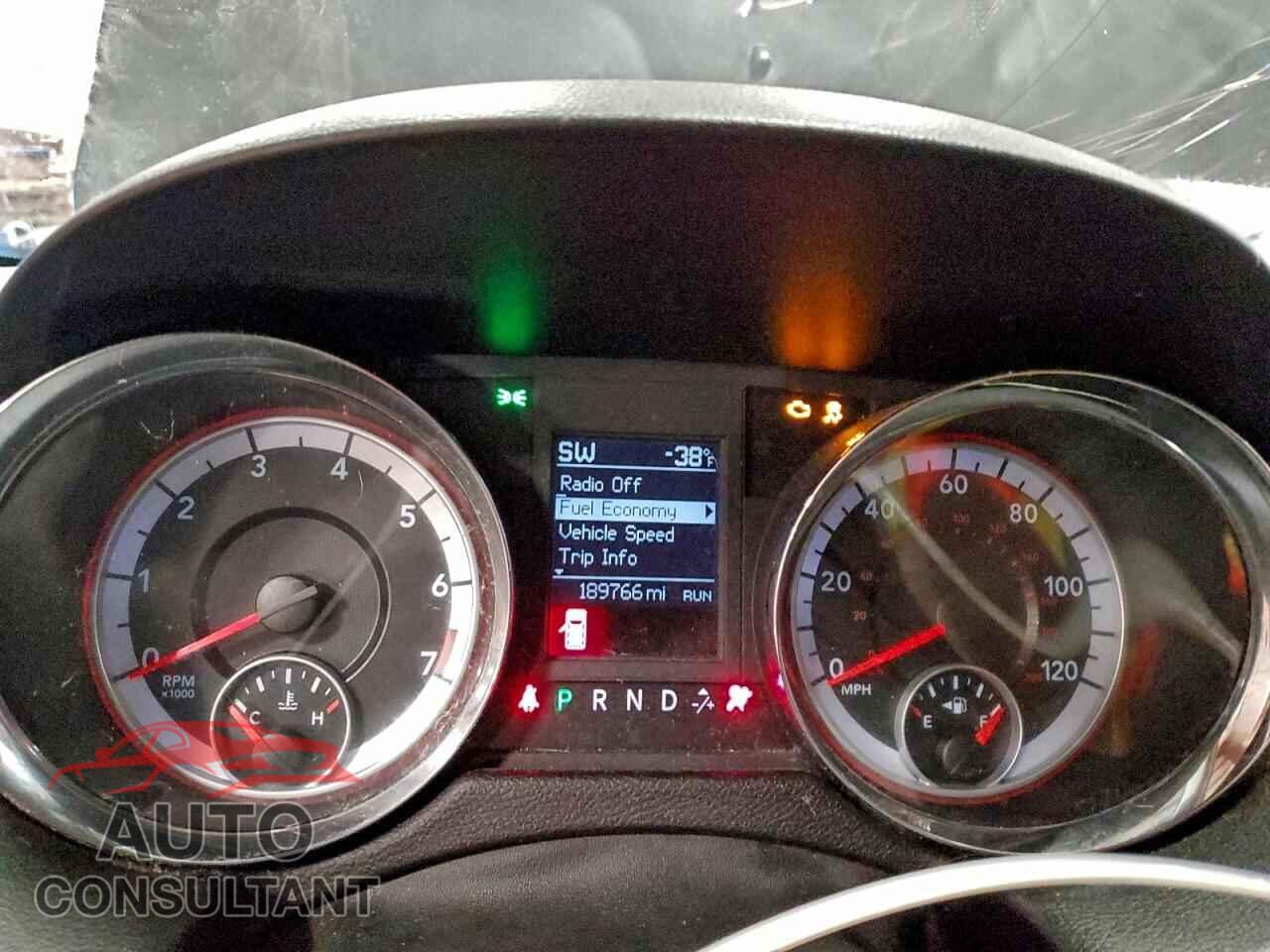 DODGE CARAVAN 2011 - 2D4RN5DG3BR689282