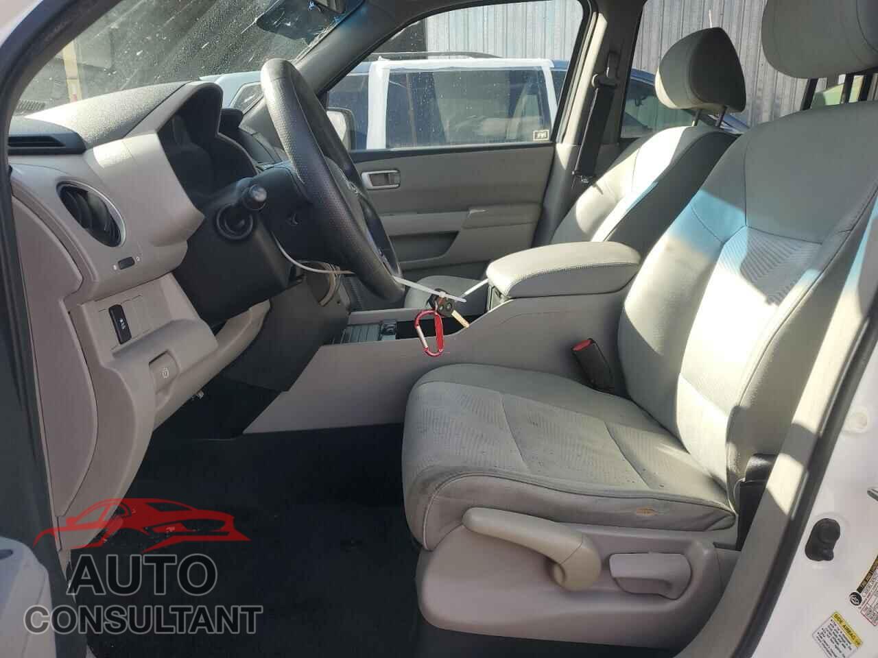 HONDA PILOT 2012 - 5FNYF3H23CB017616