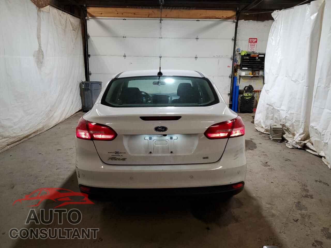 FORD FOCUS 2016 - 1FADP3F28GL304053