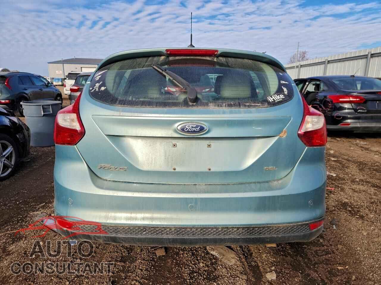 FORD FOCUS 2012 - 1FAHP3M24CL221394