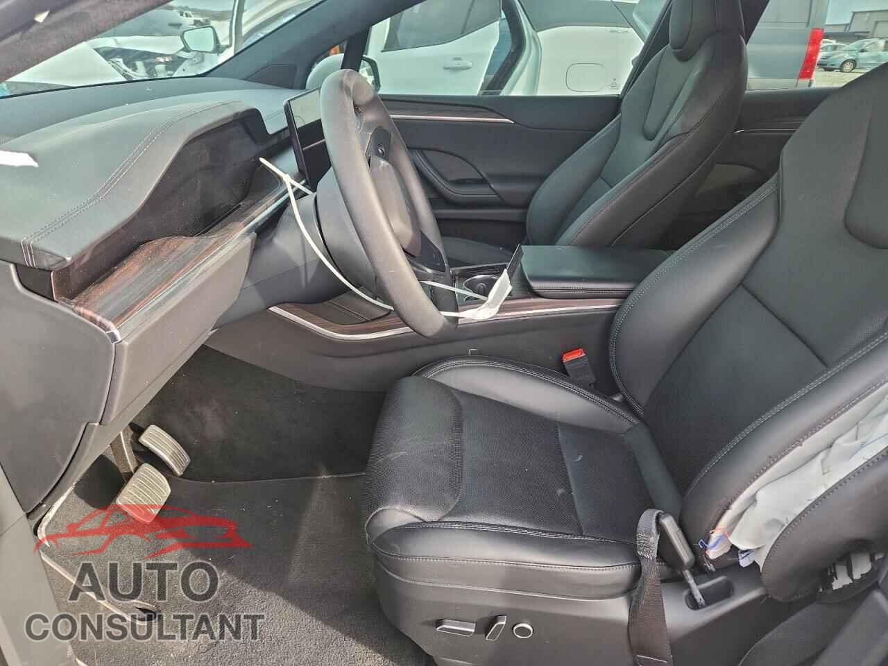 TESLA MODEL X 2024 - 7SAXCDE59RF452693