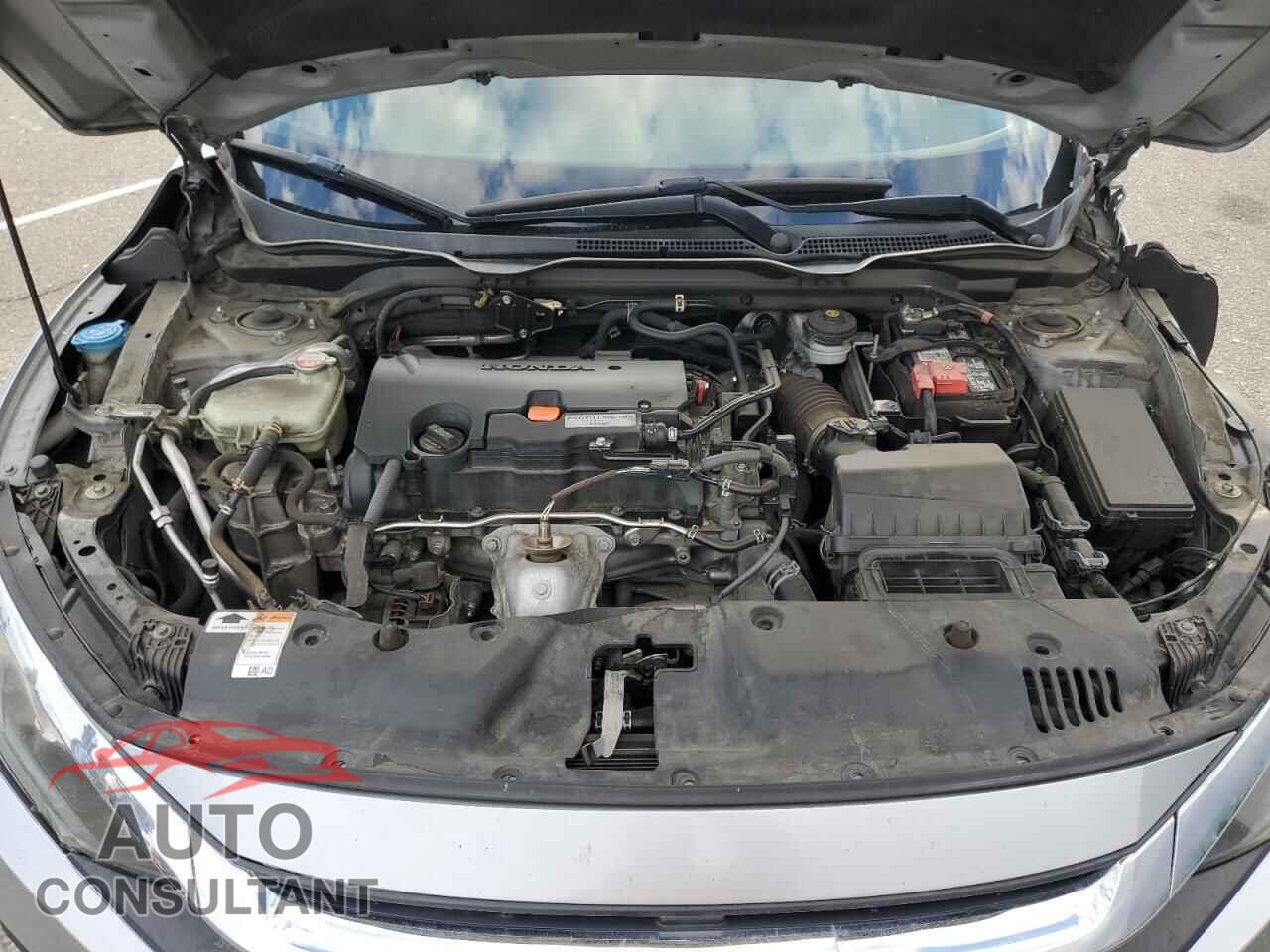 HONDA CIVIC 2018 - 2HGFC2F77JH581397