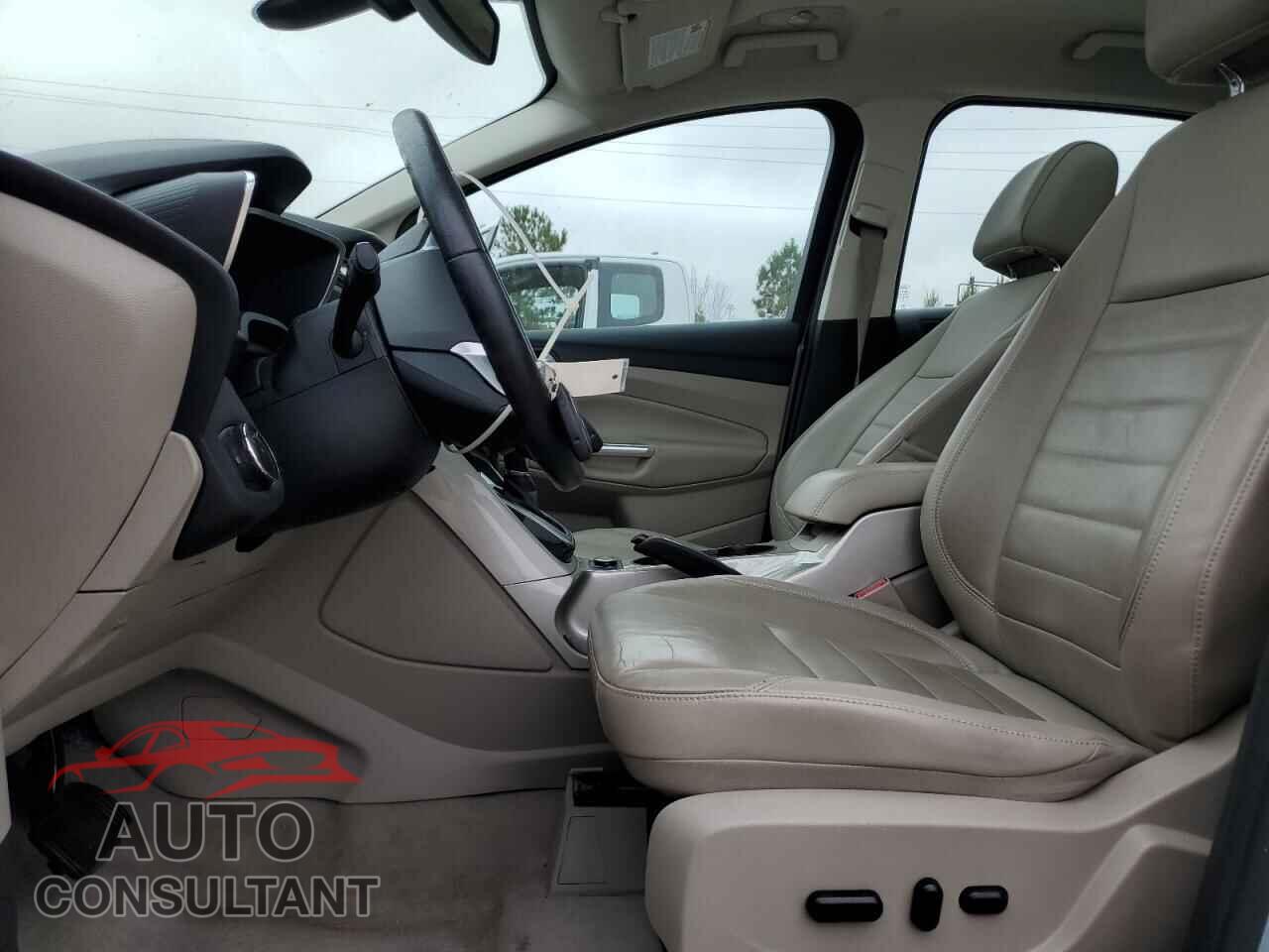 FORD CMAX 2014 - 1FADP5BU7EL505667