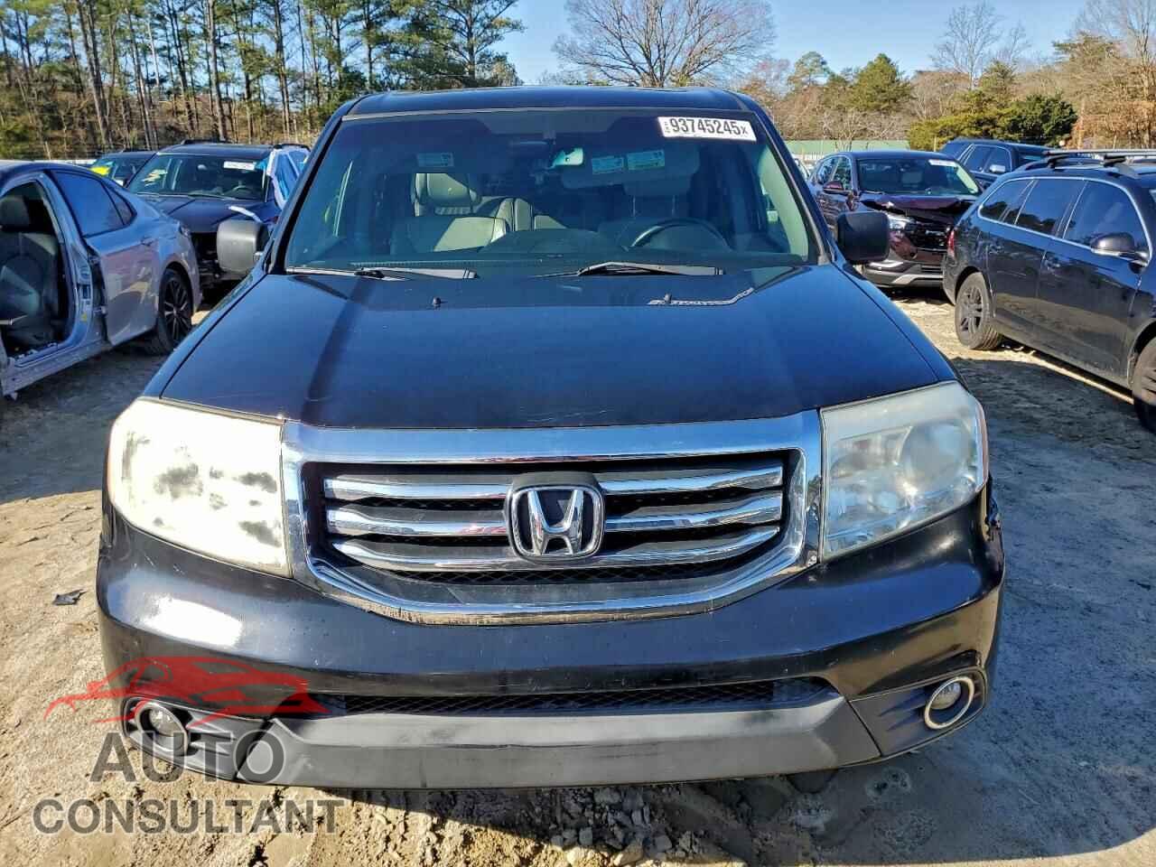 HONDA PILOT 2013 - 5FNYF4H64DB026903