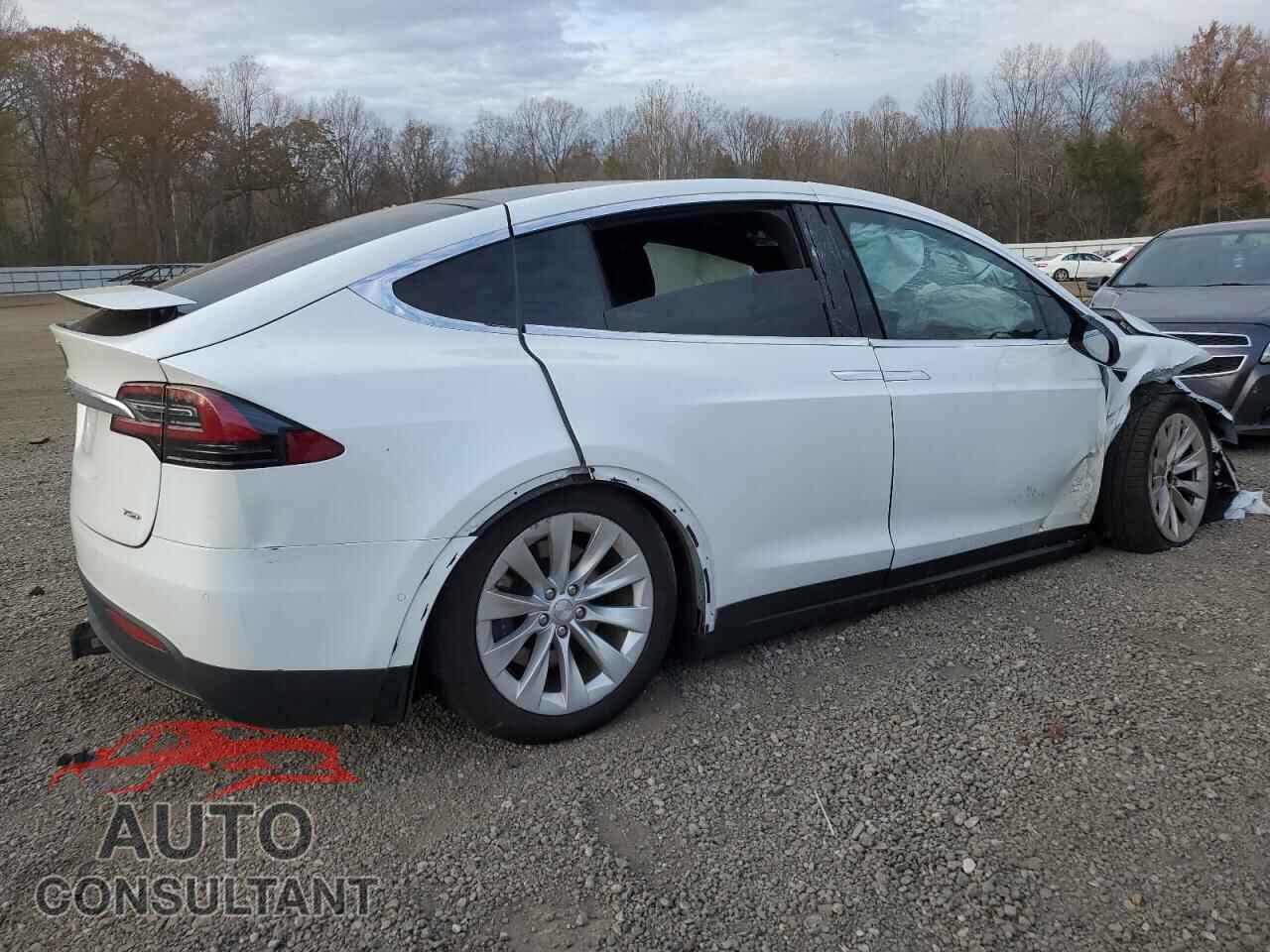 TESLA MODEL X 2017 - 5YJXCAE28HF051278