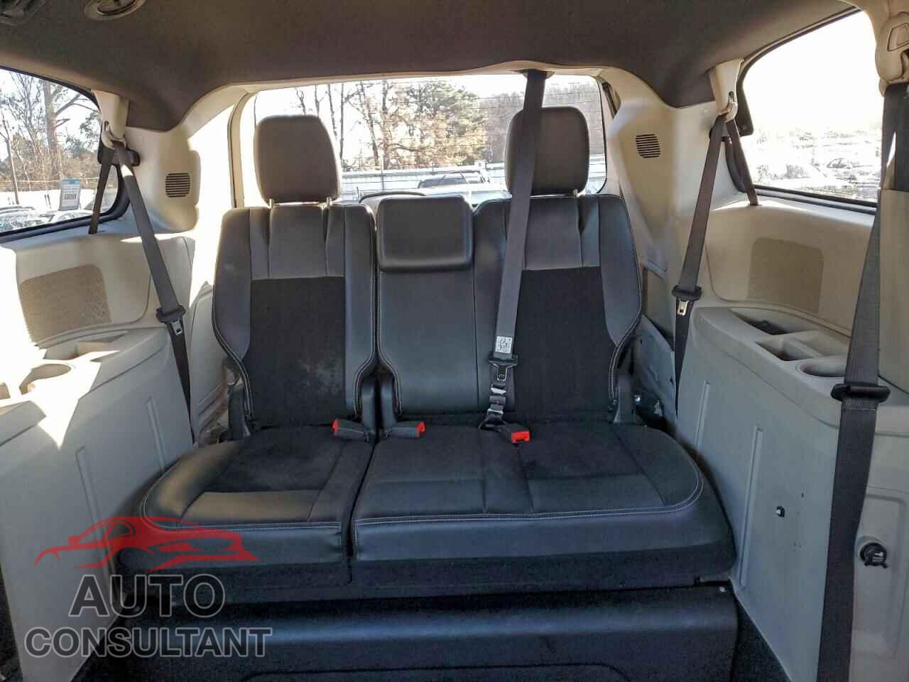 DODGE CARAVAN 2015 - 2C4RDGCG6FR719863
