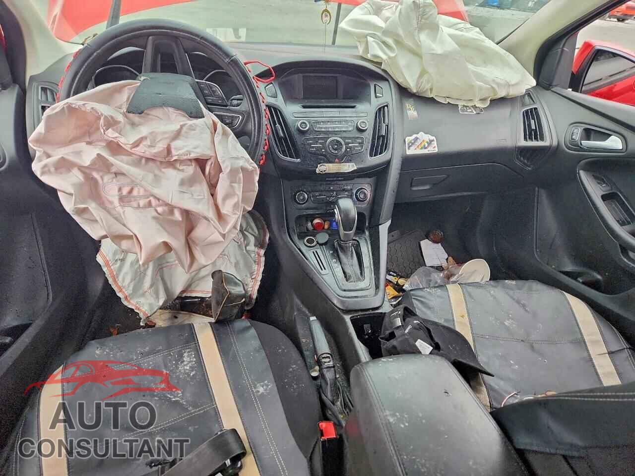 FORD FOCUS 2017 - 1FADP3K27HL224766