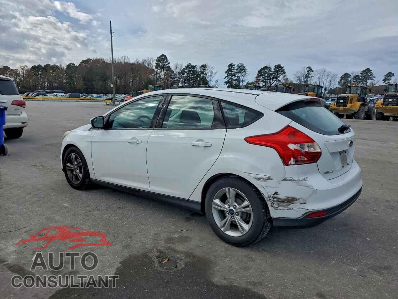 FORD FOCUS 2014 - 1FADP3K23EL323189