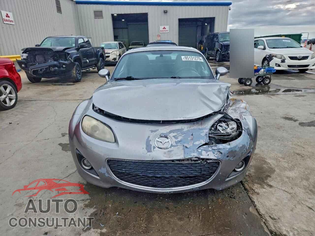 MAZDA MX5 2011 - JM1NC2MF2B0213686