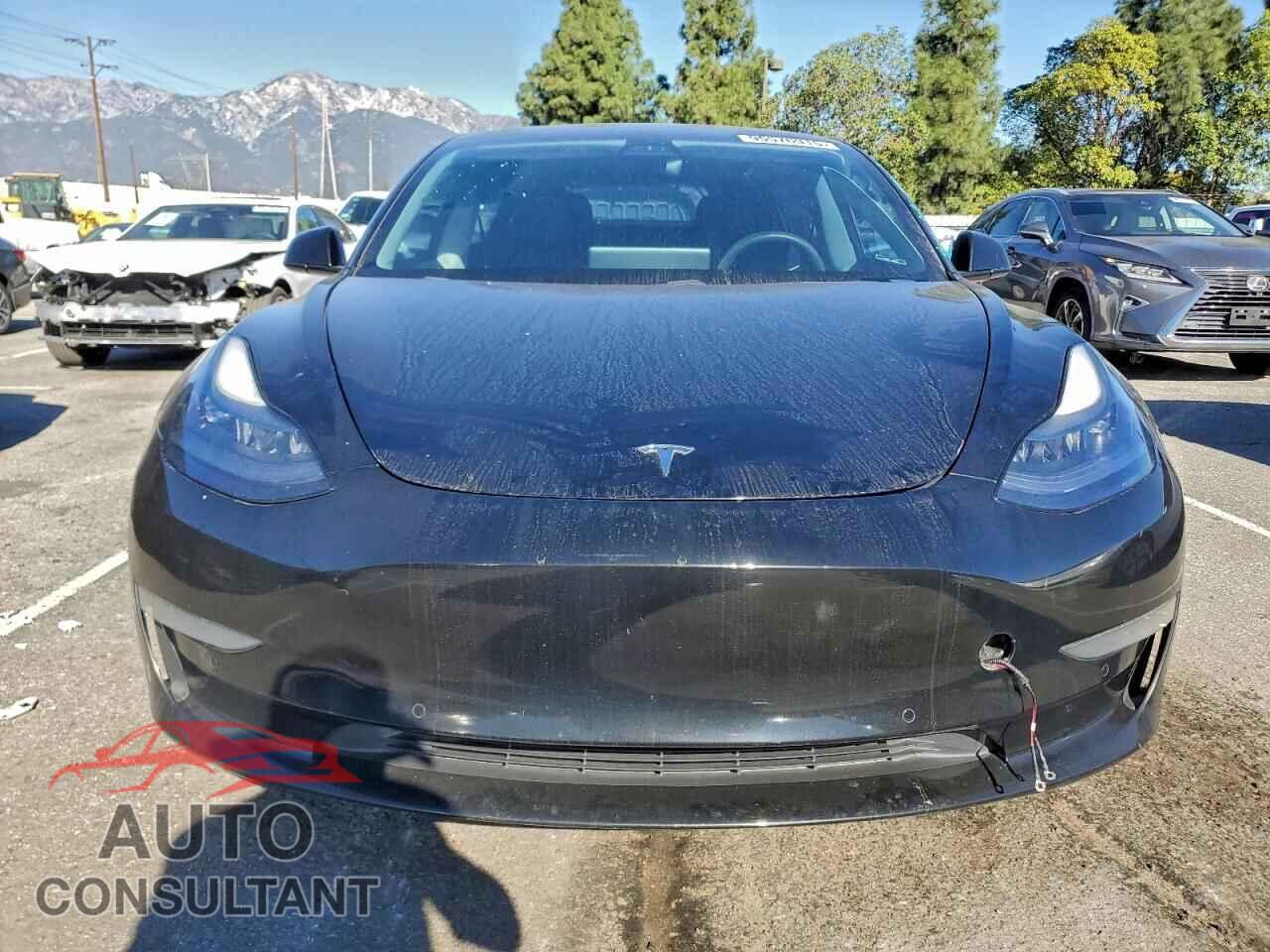 TESLA MODEL 3 2021 - 5YJ3E1EB8MF998890