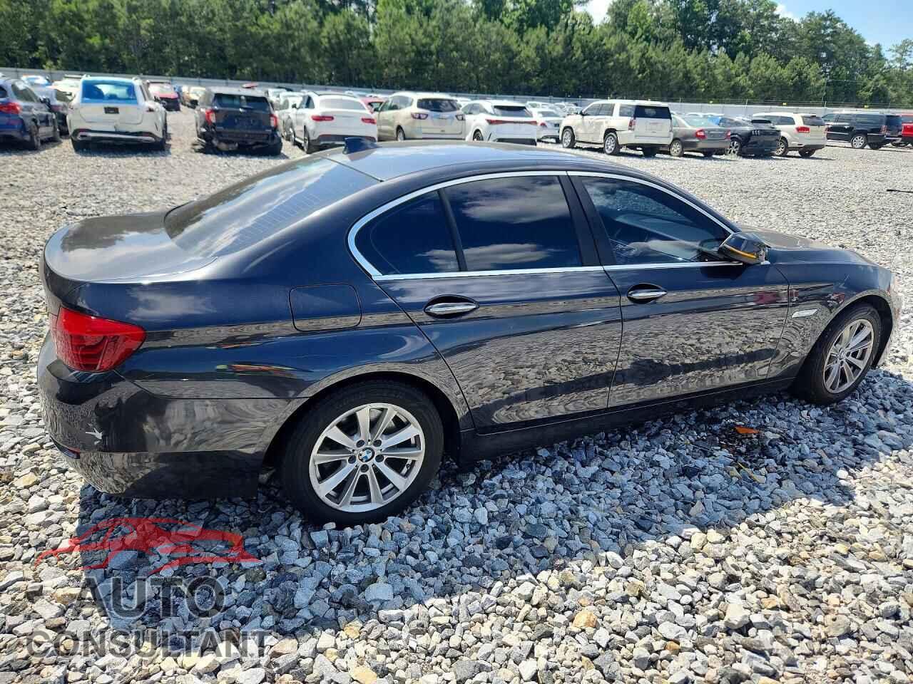 BMW 5 SERIES 2015 - WBA5A5C50FD520057