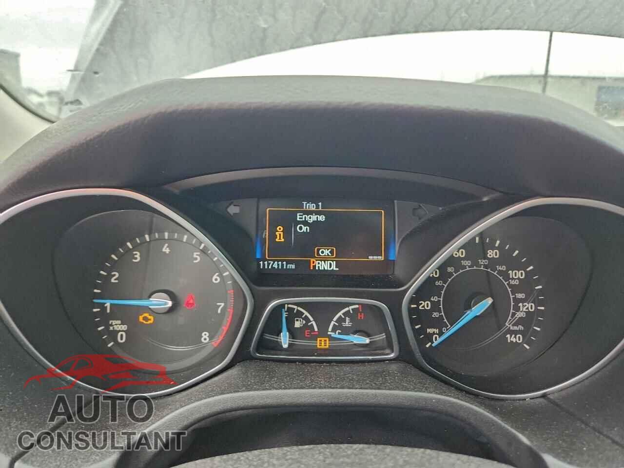 FORD FOCUS 2018 - 1FADP3E21JL286875