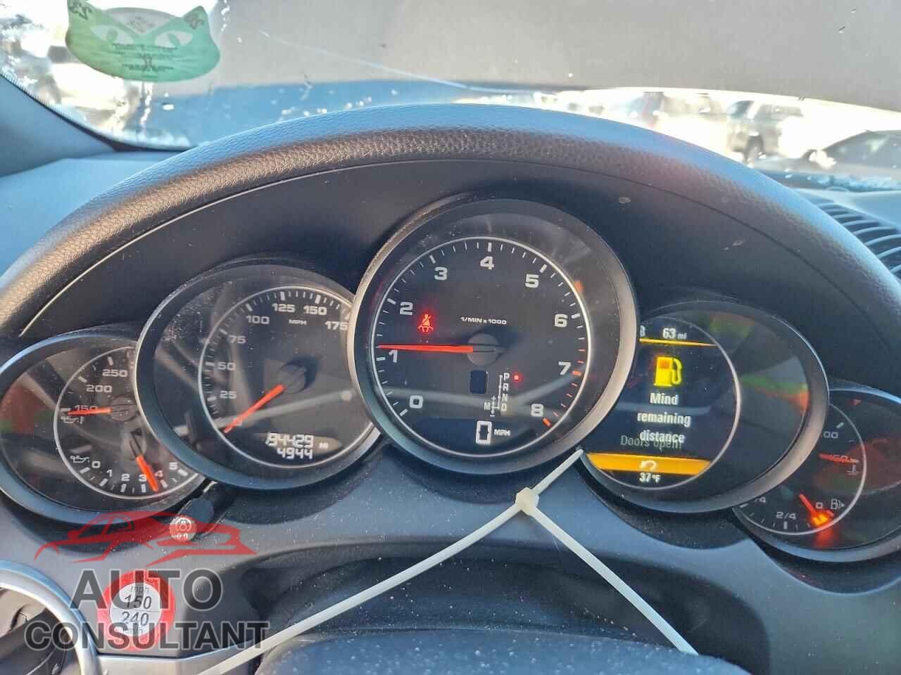 PORSCHE CAYENNE 2012 - WP1AA2A20CLA10039