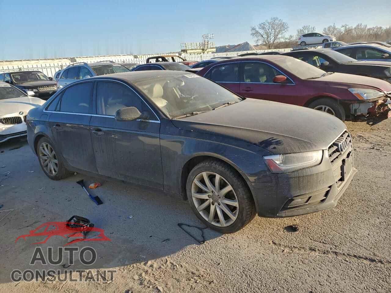 AUDI A4 2013 - WAUEFAFL1DN035373