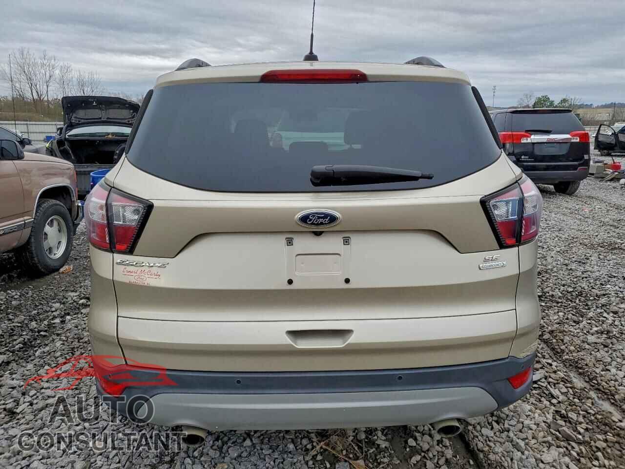 FORD ESCAPE 2017 - 1FMCU0GD0HUF04428