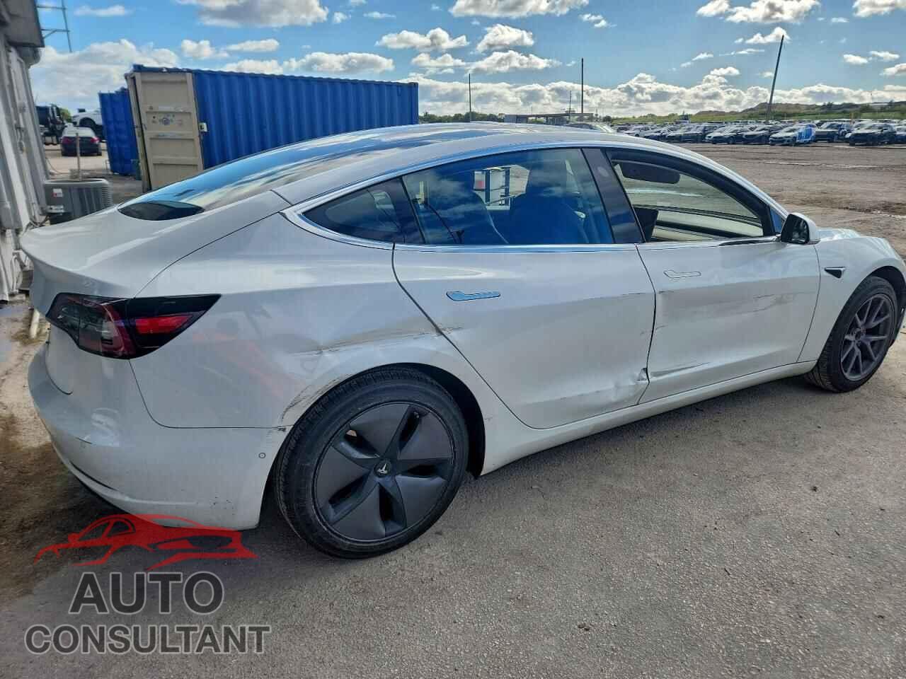 TESLA MODEL 3 2018 - 5YJ3E1EA2JF035261