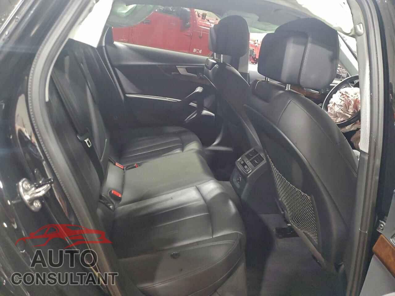 AUDI A4 2018 - WAUENAF4XJA200061
