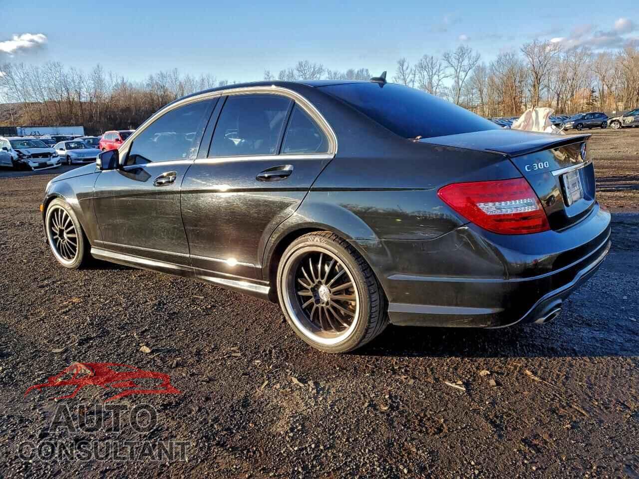 MERCEDES-BENZ C-CLASS 2013 - WDDGF8AB3DR244695